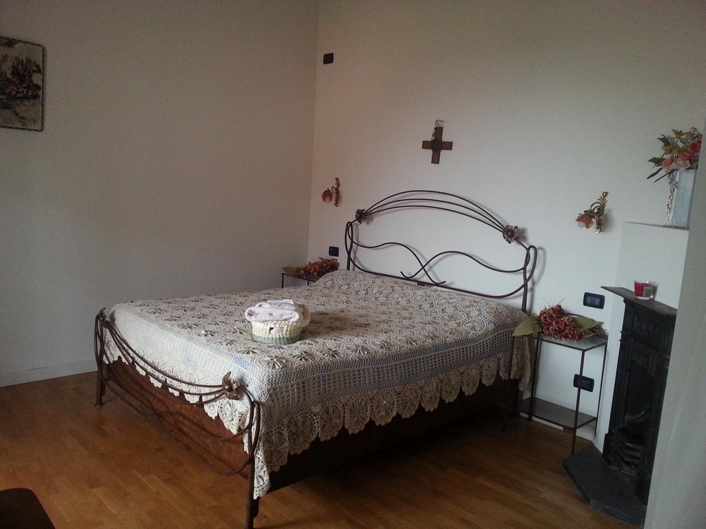B&B Casa Dei Camini Bentivoglio Rum bild